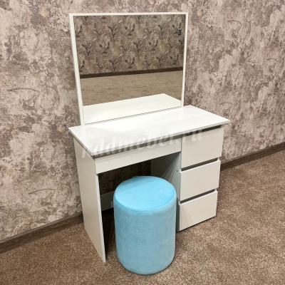 Косметический стол Сура (Белый)